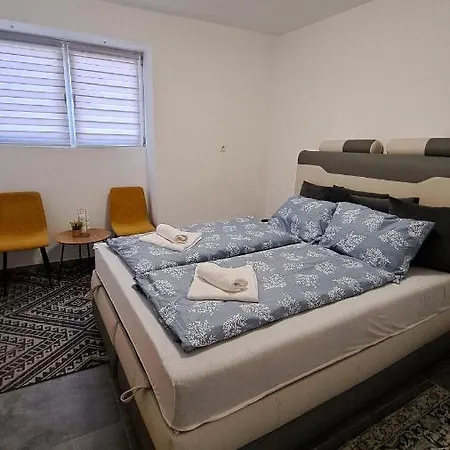 Elita Prenociste Bihać